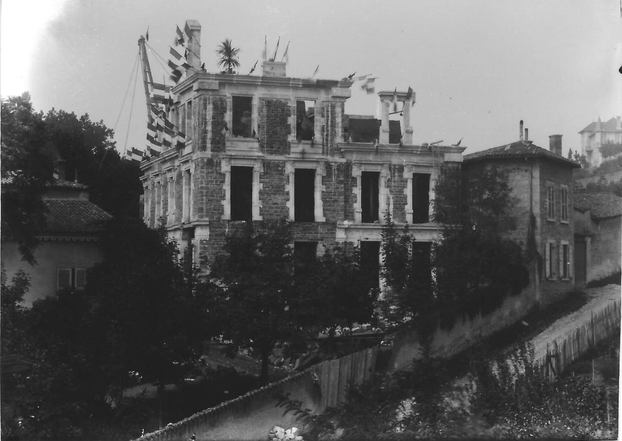 Hotel-Musee Villa Bagatelle Irigny Exterior photo